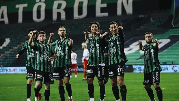 Kocaelispor'dan Gol Şov! Süper Lig'e Yükseliyor Mu?