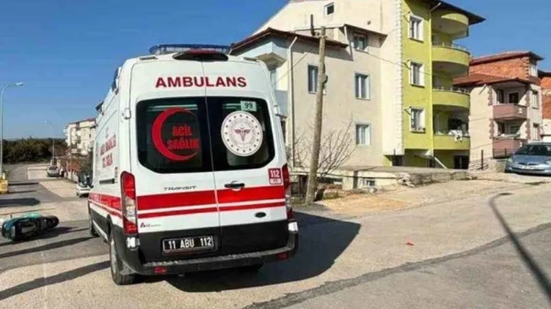 Bilecik'te motosiklet ile otobüs çarpışması: Yaralı var