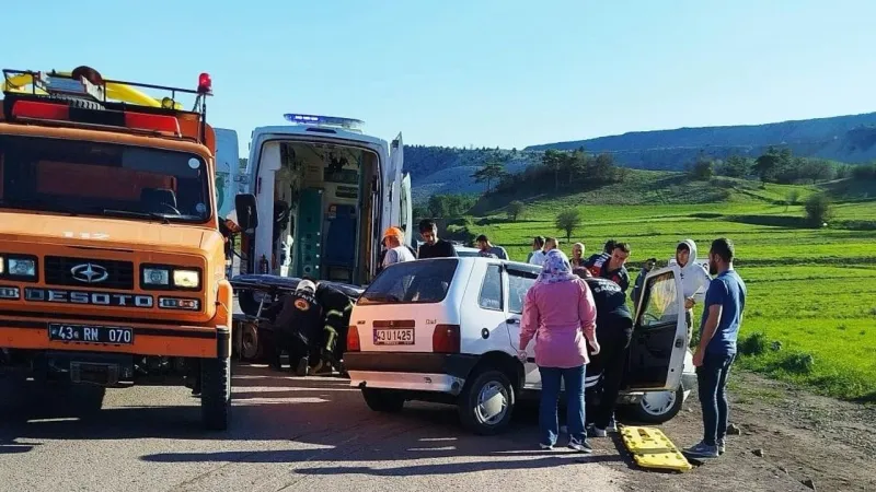 Kütahya'da Feci Kaza! 3 Yaralı: Son Durum Ne?
