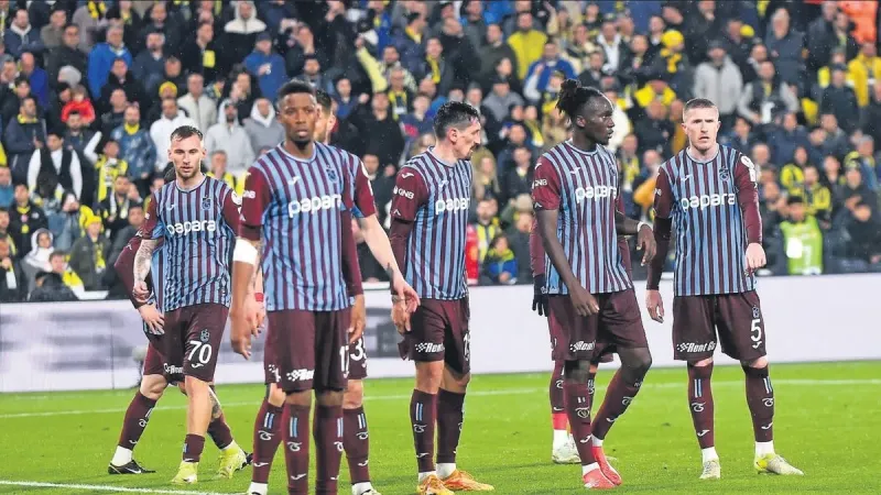 Tartışmalı Penaltı! Fenerbahçe - Trabzonspor Maçında Hakem Hatası mı?
