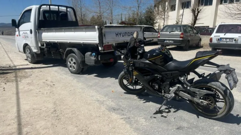 Motosiklet ve Pikap Kazası! Kütahya'da Flaş Gelişme