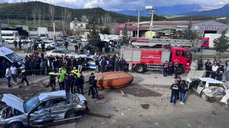 Muğla'da bayram sabahı feci kaza: 4 can kaybı, 2 yaralı