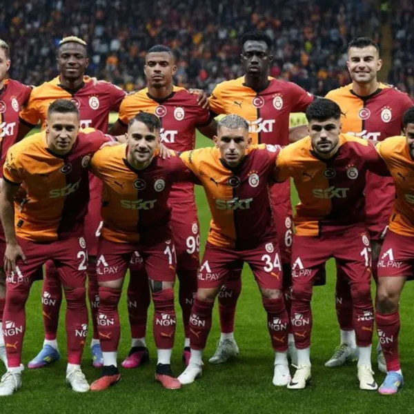 Okan Buruk'tan Şaşırtan Hamle! İlk 11'de Tek Değişiklik
