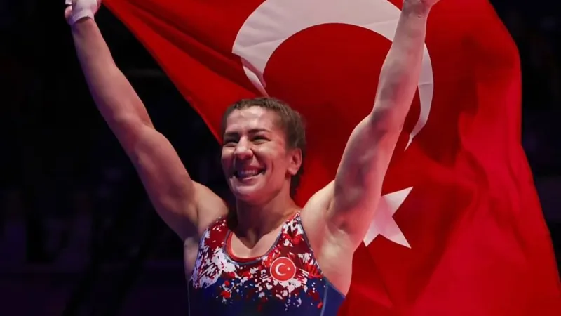 Yasemin Adar Yiğit Güreşi Bıraktı! Şampiyonadan Emeklilik Kararı!