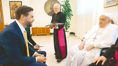 Papa Franciscus Vefat Etti! Vatikan'da Taht Kavgaları Başlıyor Mu?