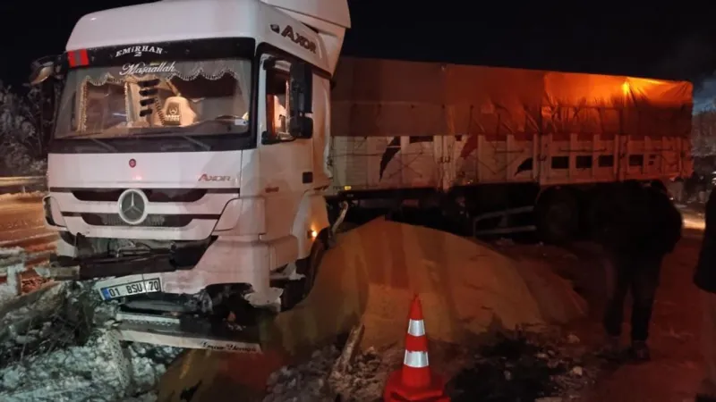 Samsun Ankara Yolunda Feci Kaza! Otobüs Tıra Çarptı: Yaralılar Var!