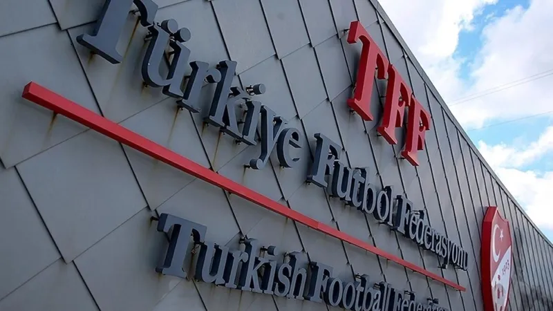 Süper Lig'de Şok Değişim! Takım Sayısı Azalıyor Mu? İşte Detaylar