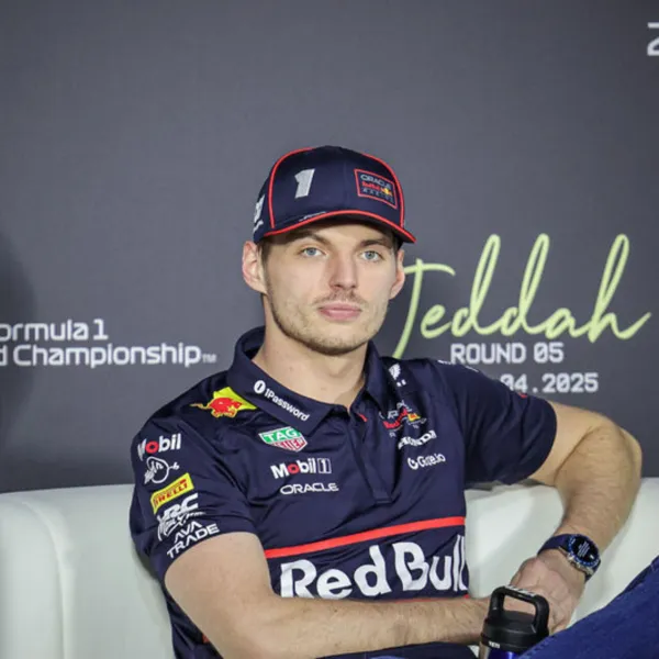 Verstappen Suudi Arabistan'ı Salladı! Pole Pozisyon Onun!