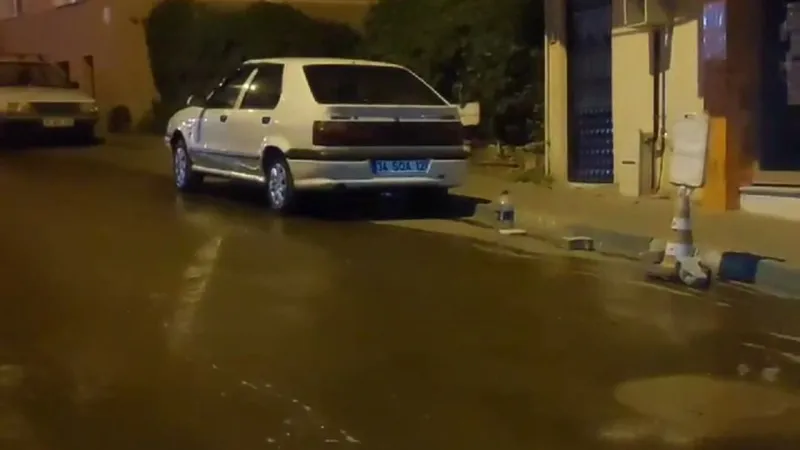 Tekirdağ'da Su Patlağı! Sokaklar Göle Döndü, İsyan Çığ Gibi Büyüyor