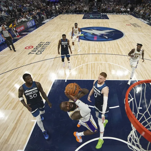 Timberwolves Lakers'ı Edwards'la Yıktı! Seri Tehlikede Mi?