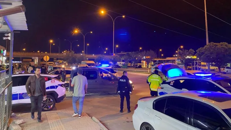 Uşak'ta Şok! Ehliyetsiz Sürücü Polise Çarptı, Sonrası İnanılmaz!