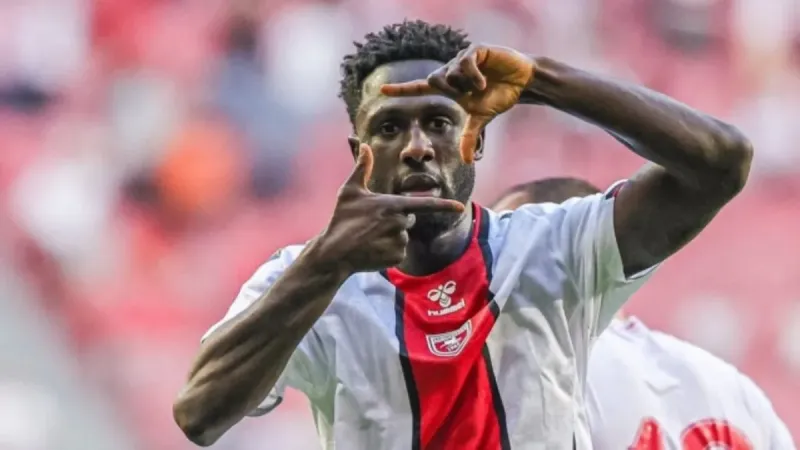 Samsunspor'da Şok Ayrılık! Schindler Gitti Mi? İşte Detaylar
