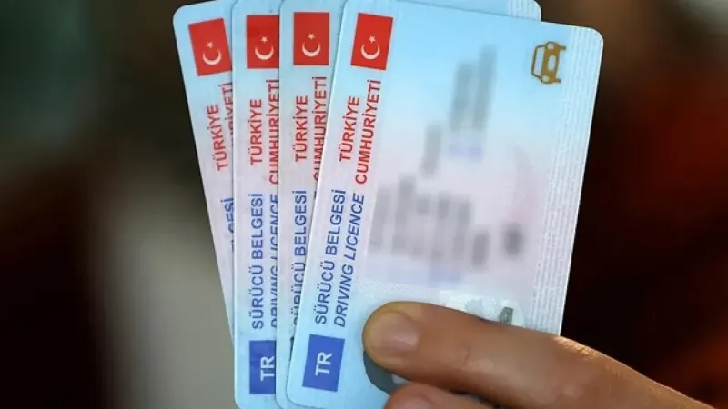 Sürücülere müjde: Ehliyet tarih oluyor