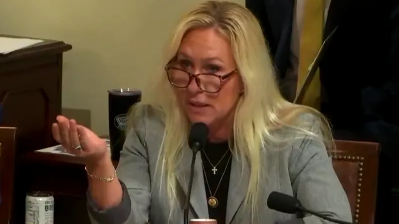 Trump'tan Şok Suçlama! Greene'den Özür: Toksik Siyasetin Parçasıydım!