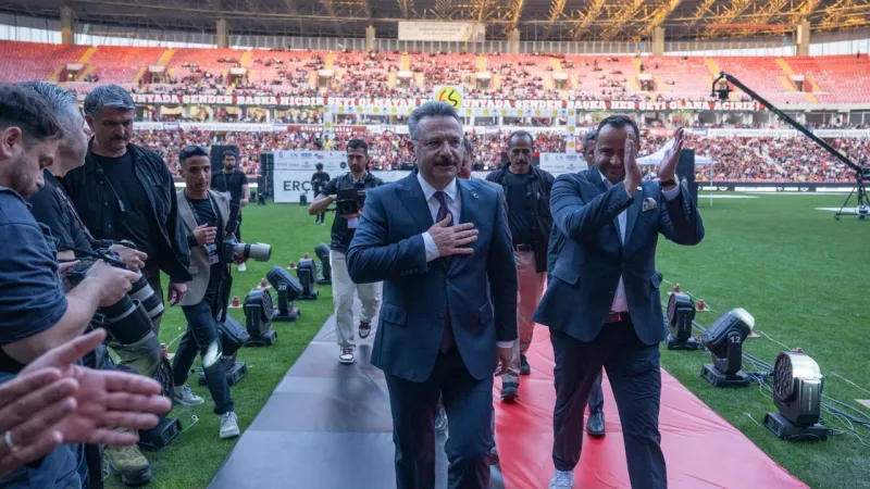 Vali Aksoy: "Yolumuz açık, başarılarımız daim olsun"
