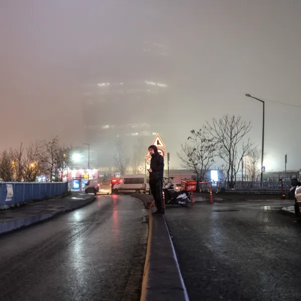 Yağmur ile sis ve pus görülebilir