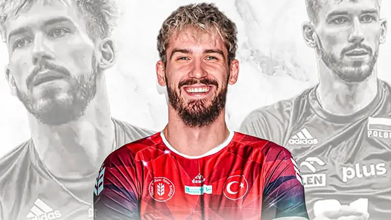 Ziraat Bankkart, Polonyalı smaçör Tomasz Fornal'i kadrosuna kattı